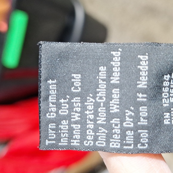 TORRID SIZE 4 BLOUSE. - Picture 7 of 7